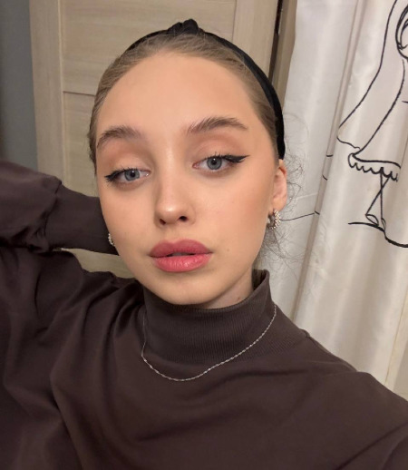 Репетитор в городе Санкт-Петербург - Виолетта М.