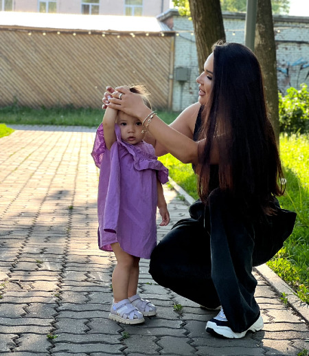 Няня в городе Казань - Ищу хорошую няню для дочи, 2 годика