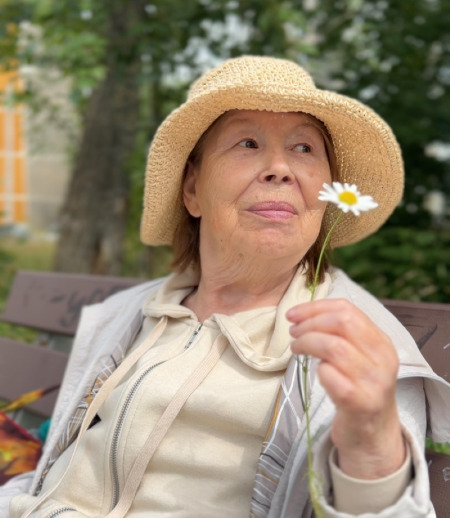 Сиделка в городе Пермь - Сиделка для лежачей женщины 74 лет после инсульта