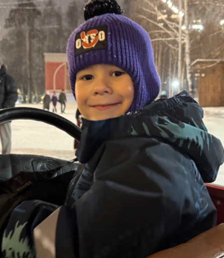 Няня в городе Екатеринбург - Няня для мальчика 5 лет (+в семье есть школьник мальчик 10 лет) - Работа утром