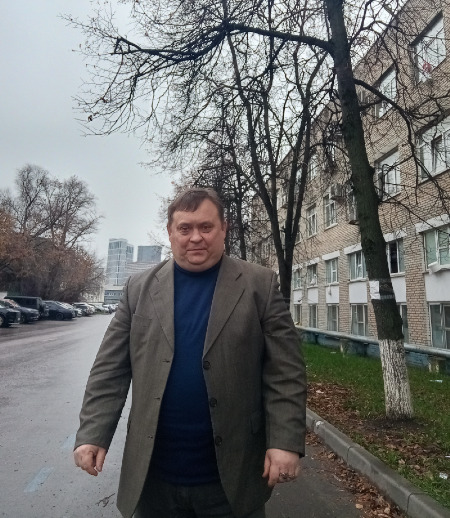 Водитель в городе Москва - Павел В.