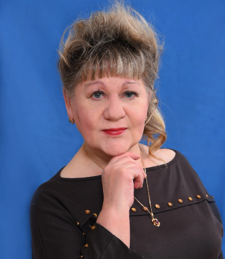 Репетитор в городе Санкт-Петербург - Лариса Ч.