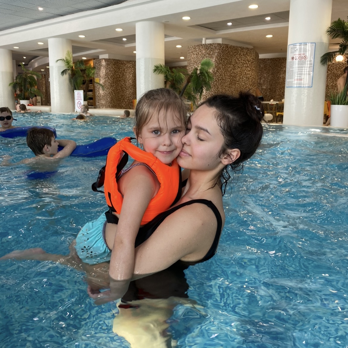 Няня в городе Новосибирск - Камила Валентиновна Е.