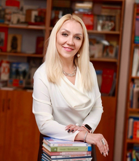 Репетитор в городе Москва - Людмила Х.