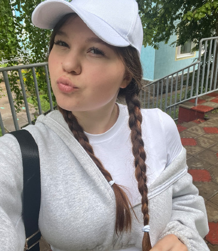 Няня в городе Уфа - Николь С.