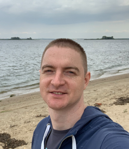 Няня в городе Казань - Ищем наню на помощь маме с двойней.