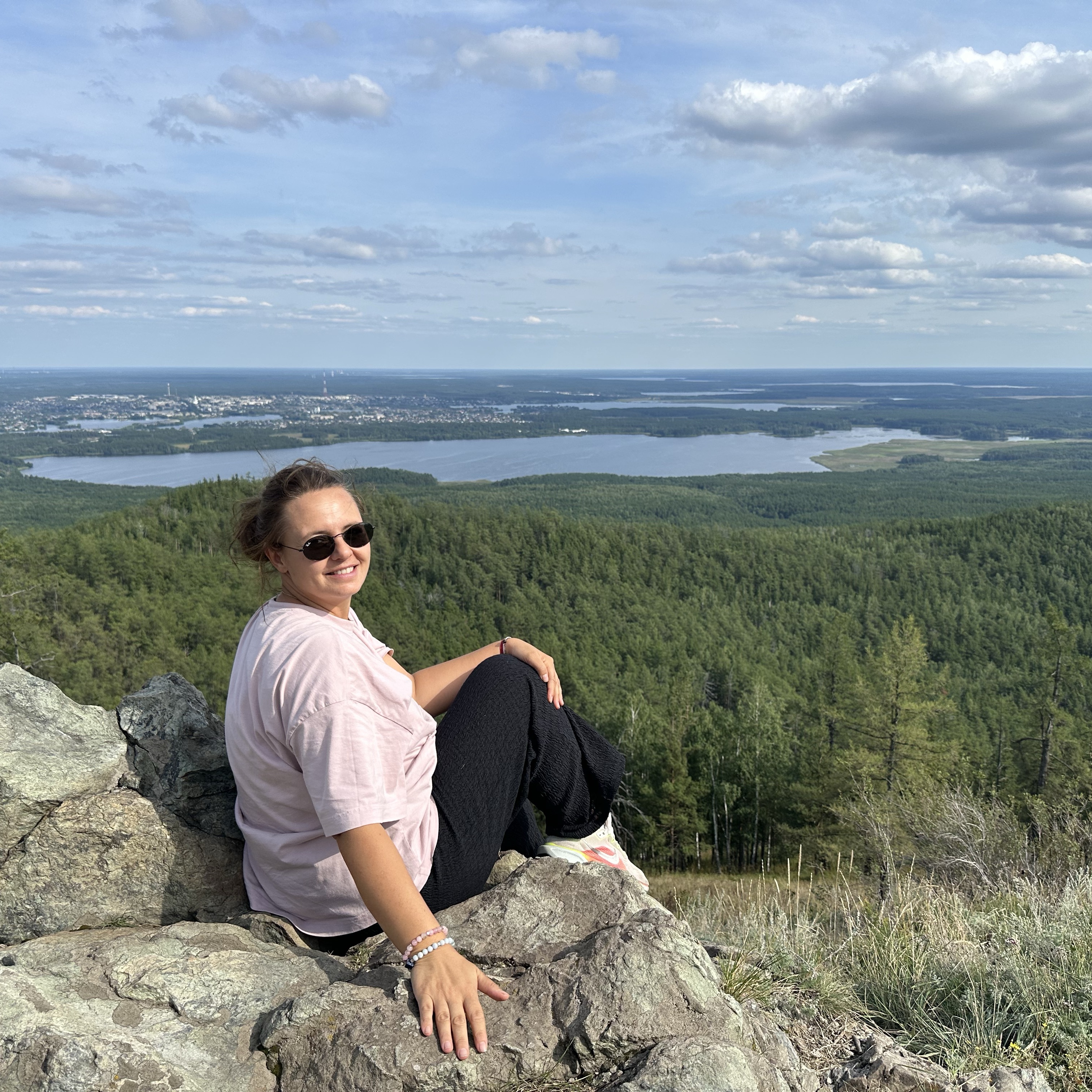 Няня в городе Челябинск - Помощник с детьми