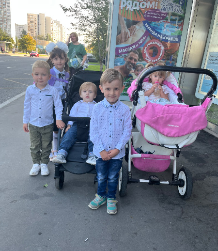 Няня в городе Москва - Няня с помощью по дому