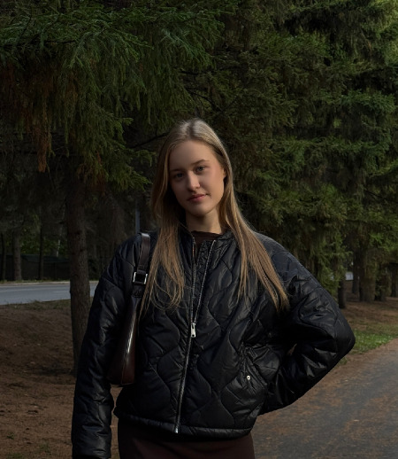Репетитор в городе Омск - Стефания Ш.