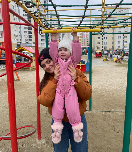 Няня в городе Екатеринбург - Няня для дочки 1, 6 года - на выходные