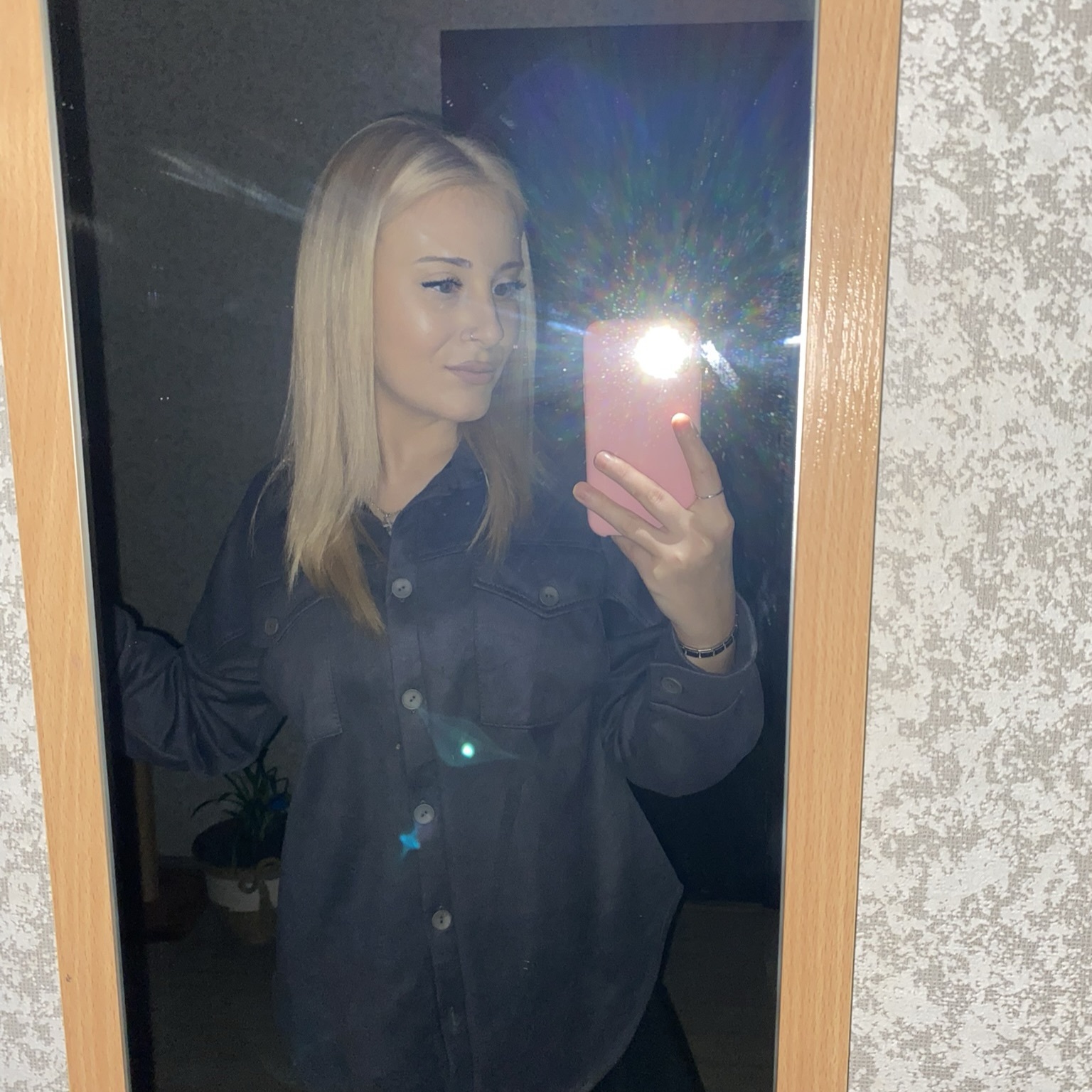 Няня в городе Тюмень - Юлия В.