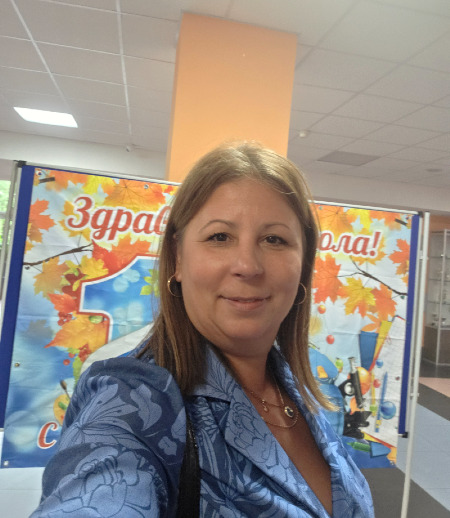 Няня в городе Санкт-Петербург - Сопровождающая для ребенка