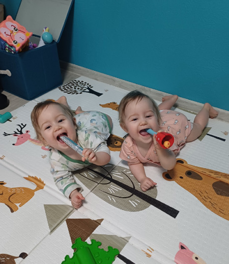 Няня в городе Уфа - Няня для девочек-близняшек - на выходные