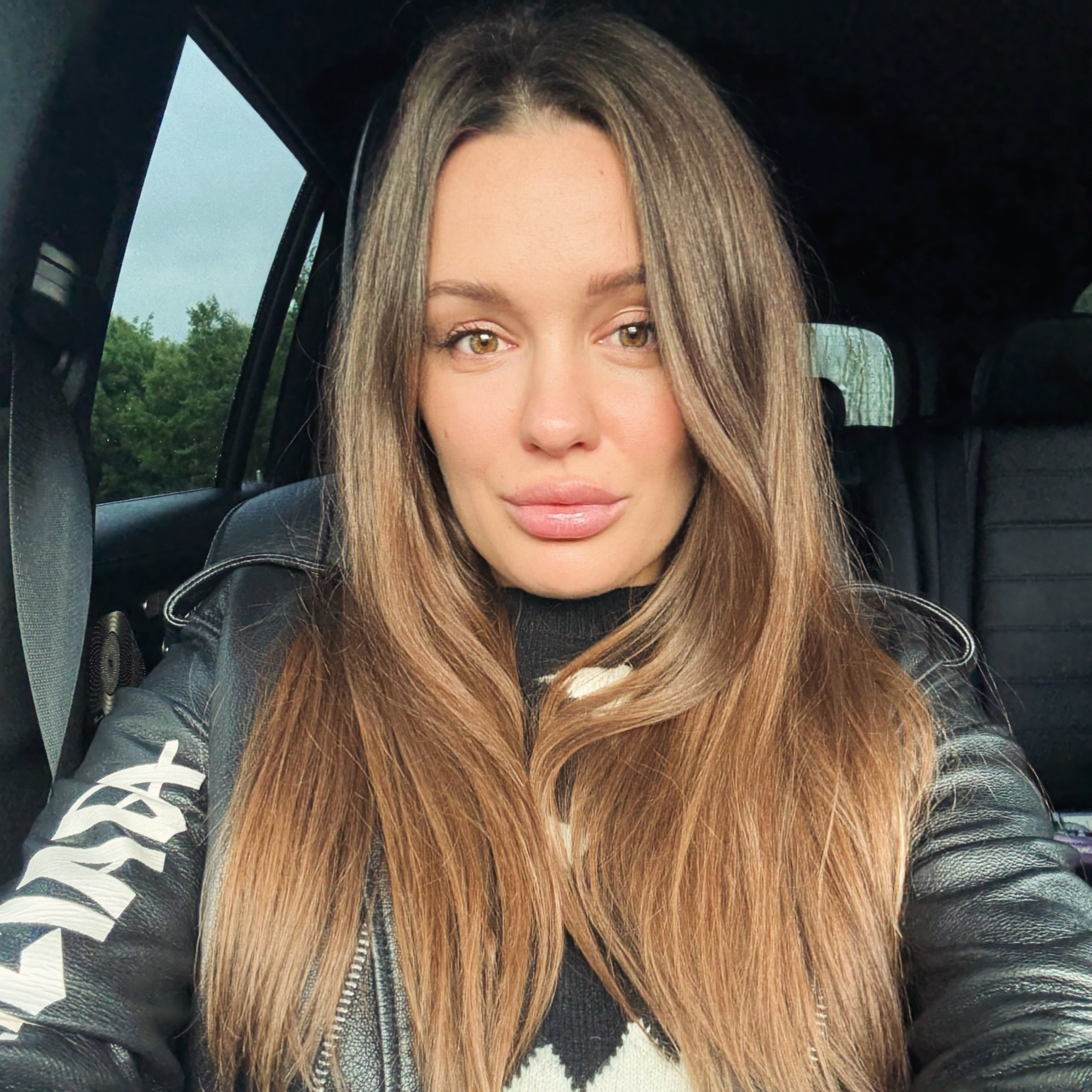 Няня в городе Москва - Няня с проживанием в загородном доме для девочки 3 месяцев