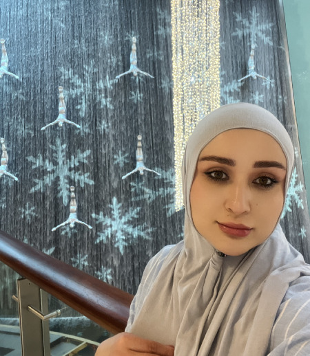 Няня в городе Гатчина - Амина М.