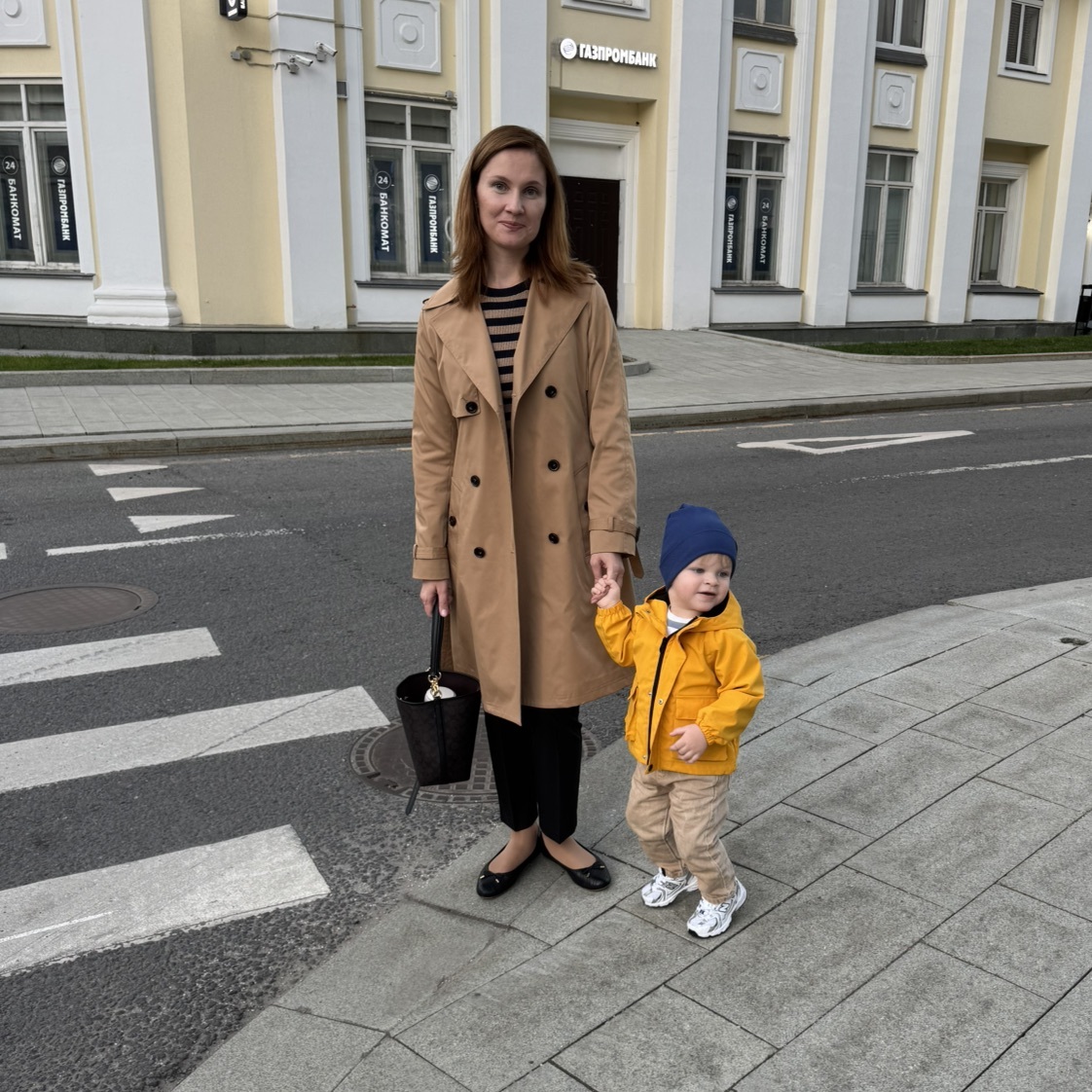 Няня в городе Москва - Няня к ребенку 1 год 9 мес до конца лета