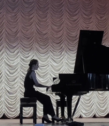 Репетитор в городе Санкт-Петербург - Мария Л.