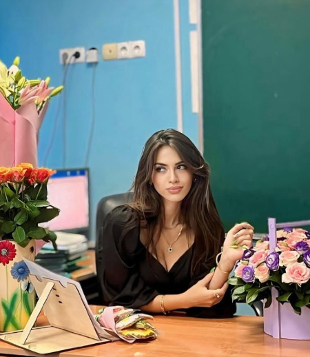 Репетитор в городе Москва - Лиана М.