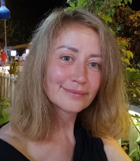 Зооняня в городе Москва - Проживание в квартире с кошками