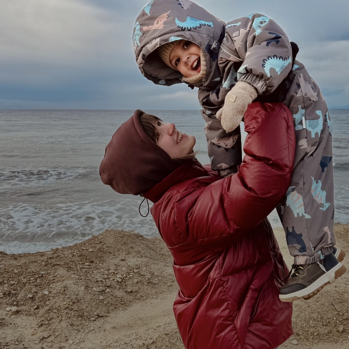 Няня в городе Санкт-Петербург - Няня ребенку 2лет на постоянную основу с возможностью сопровождать в путешествиях