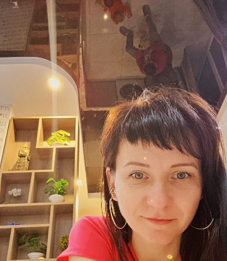 Няня в городе Москва - Автоняня-помощница по дому к 2 детям (2-х и 5 лет) по будням, на полный день