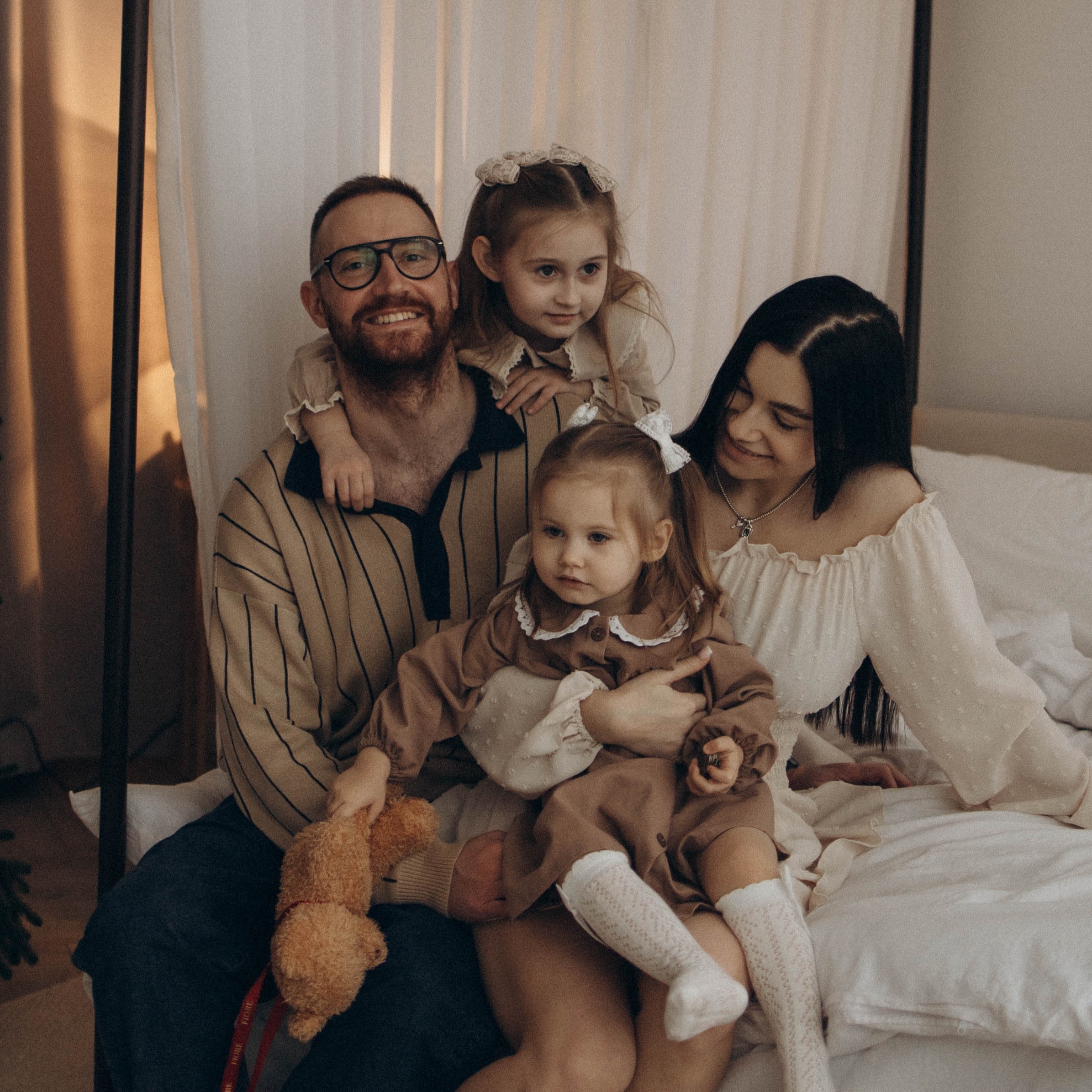 Домработница в городе Москва - Помощница по дому для семьи с 2-мя детками