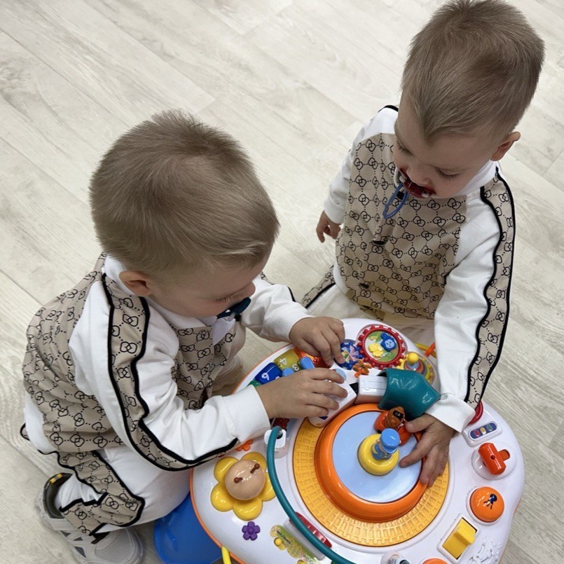 Няня в городе Самара - Ищем заботливую и ответственную няню для двойняшек (3 года). З/п 120 тыс. руб