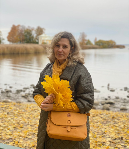 Няня в городе Санкт-Петербург - Лариса Владимировна З.