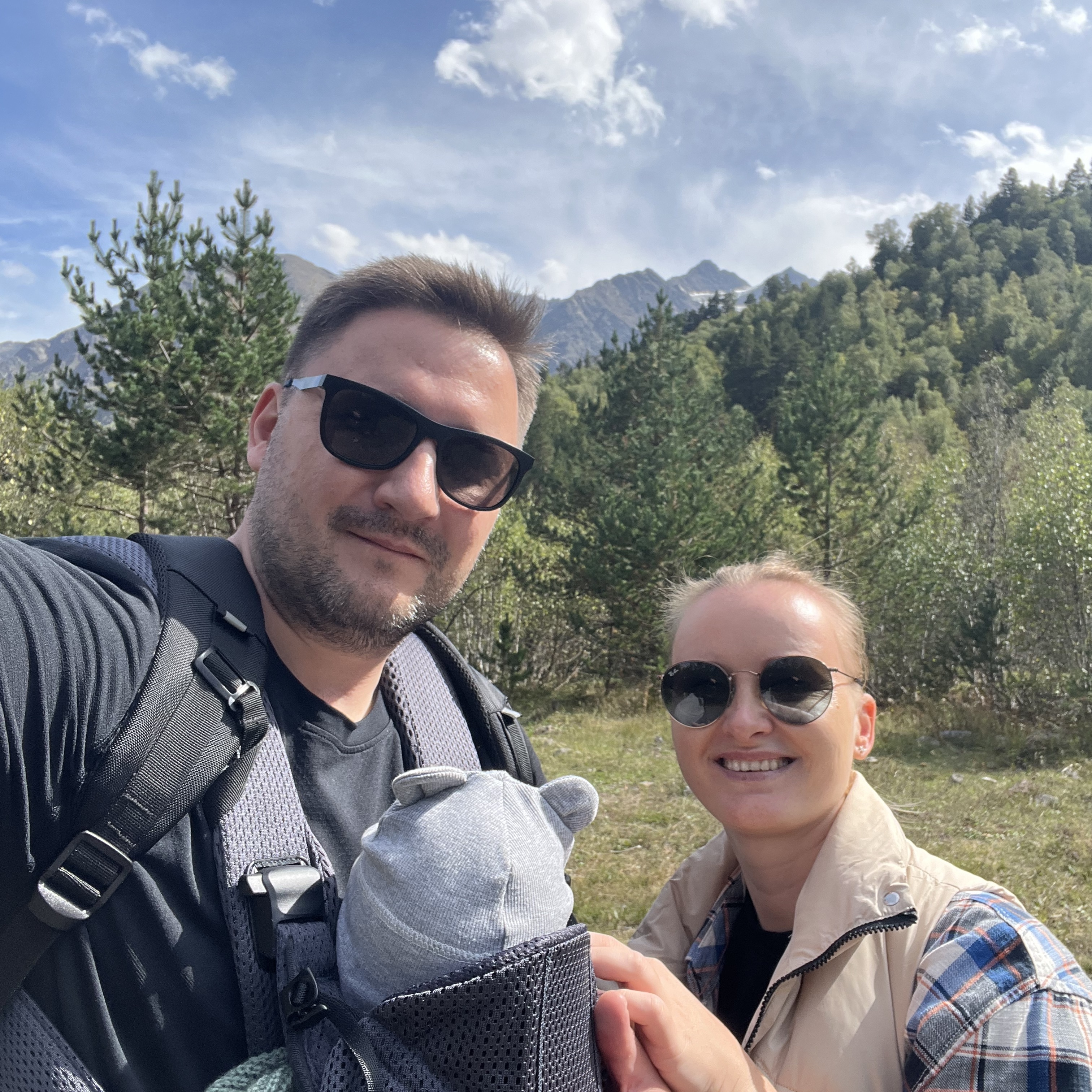 Няня в городе Москва - Няня для девочки 1 годик и 3 месяца