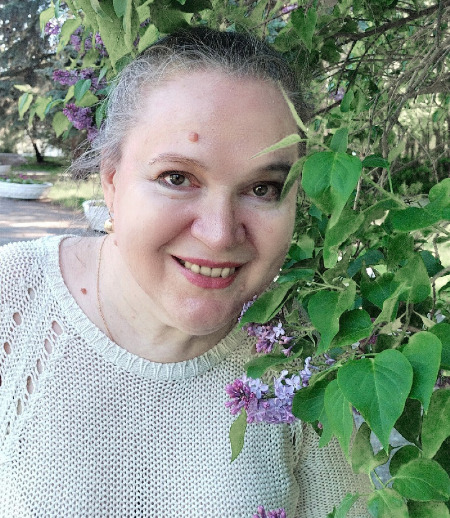 Сиделка в городе Екатеринбург - Сиделка для человека с последствиями травмы позвоночника шейного отдела