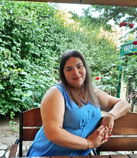 Няня в городе Симферополь - Юлия Т.