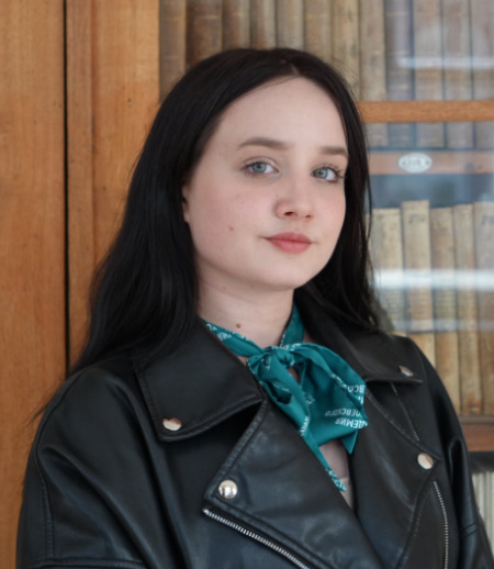 Репетитор в городе Санкт-Петербург - Софья М.