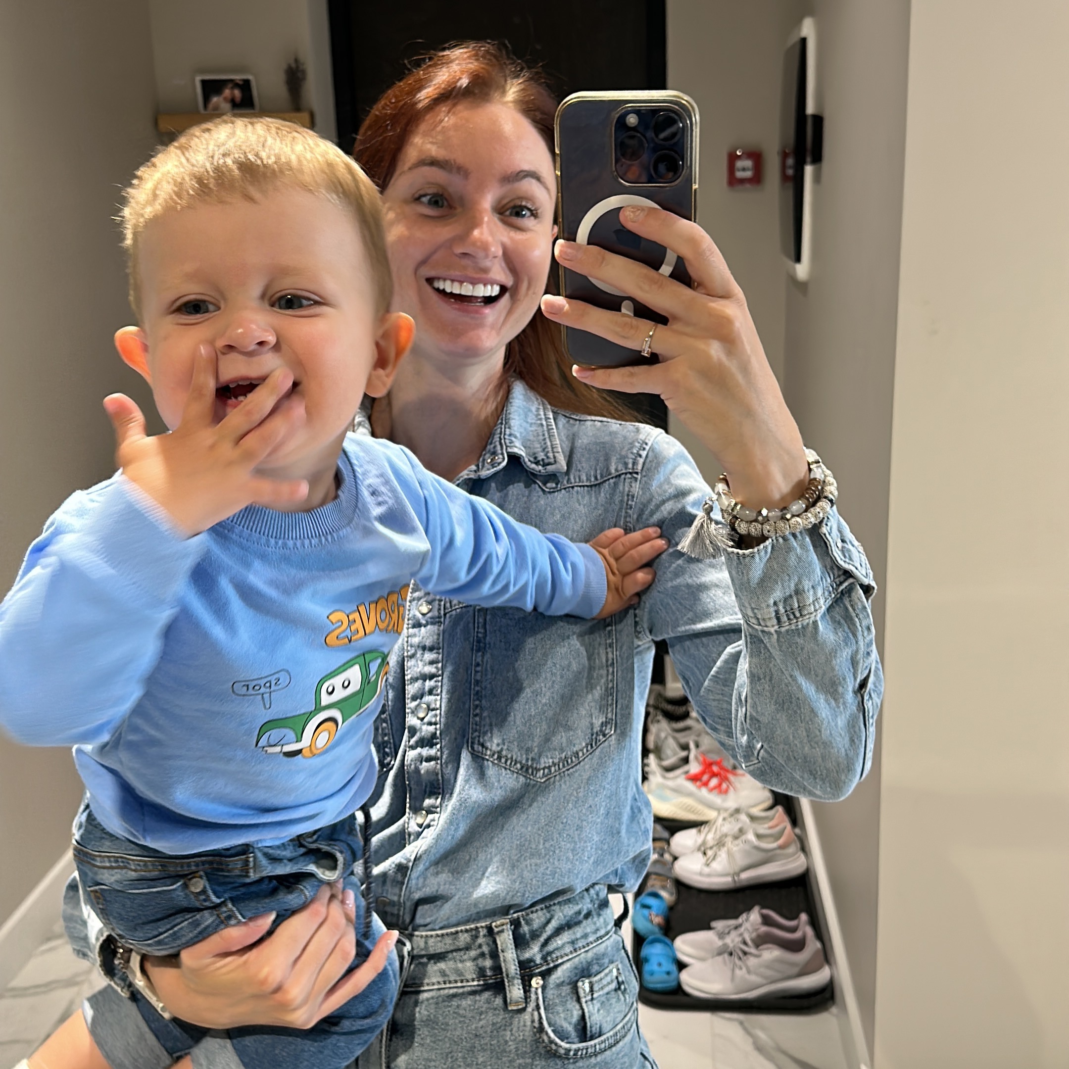 Вакансия: Няня для малыша, Москва на НашаНяня.ру