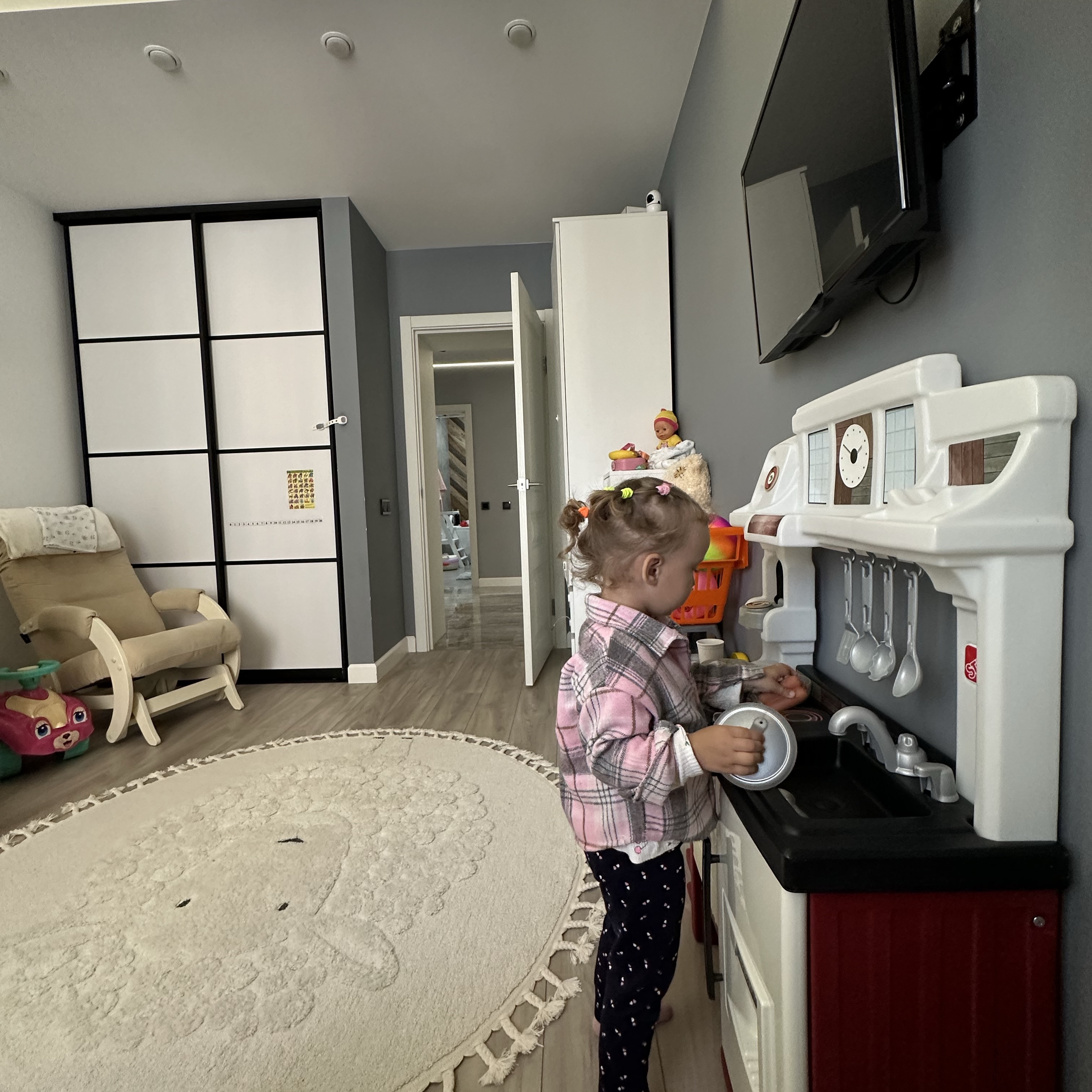 Няня в городе Самара - Няню для дочки которой 2, 5 года на постоянную полную занятость