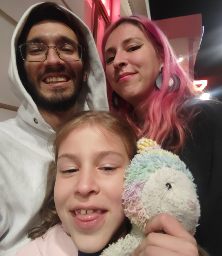 Няня в городе Ростов-на-Дону - Требуется няня (сопровождающая)