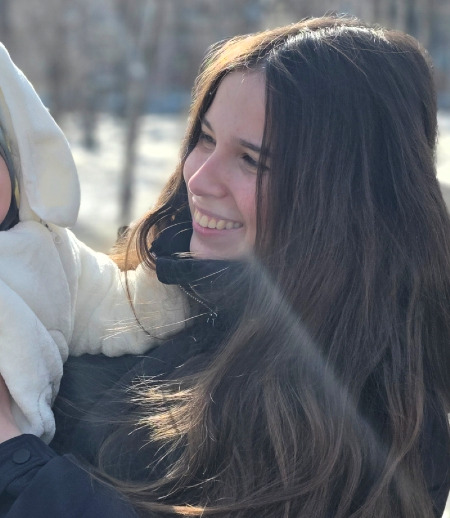Няня в городе Москва - Добрая и ответственная няня для мальчика (1 год)