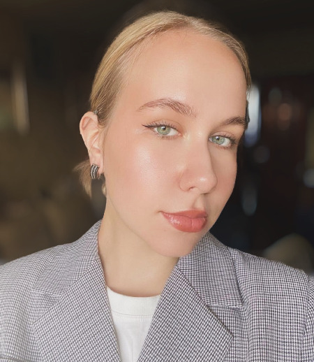 Репетитор в городе Санкт-Петербург - Владислава Л.