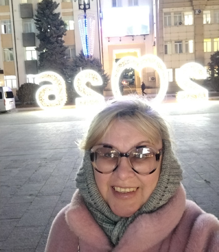 Няня в городе Санкт-Петербург - Ларисса Г.