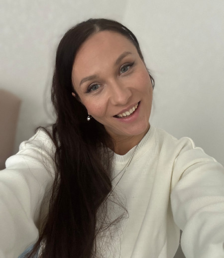 Няня в городе Екатеринбург - Сопровождающий детей