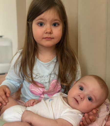 Няня в городе Видное - Няня для мальчика 6 месяцев и девочки 3, 5 лет