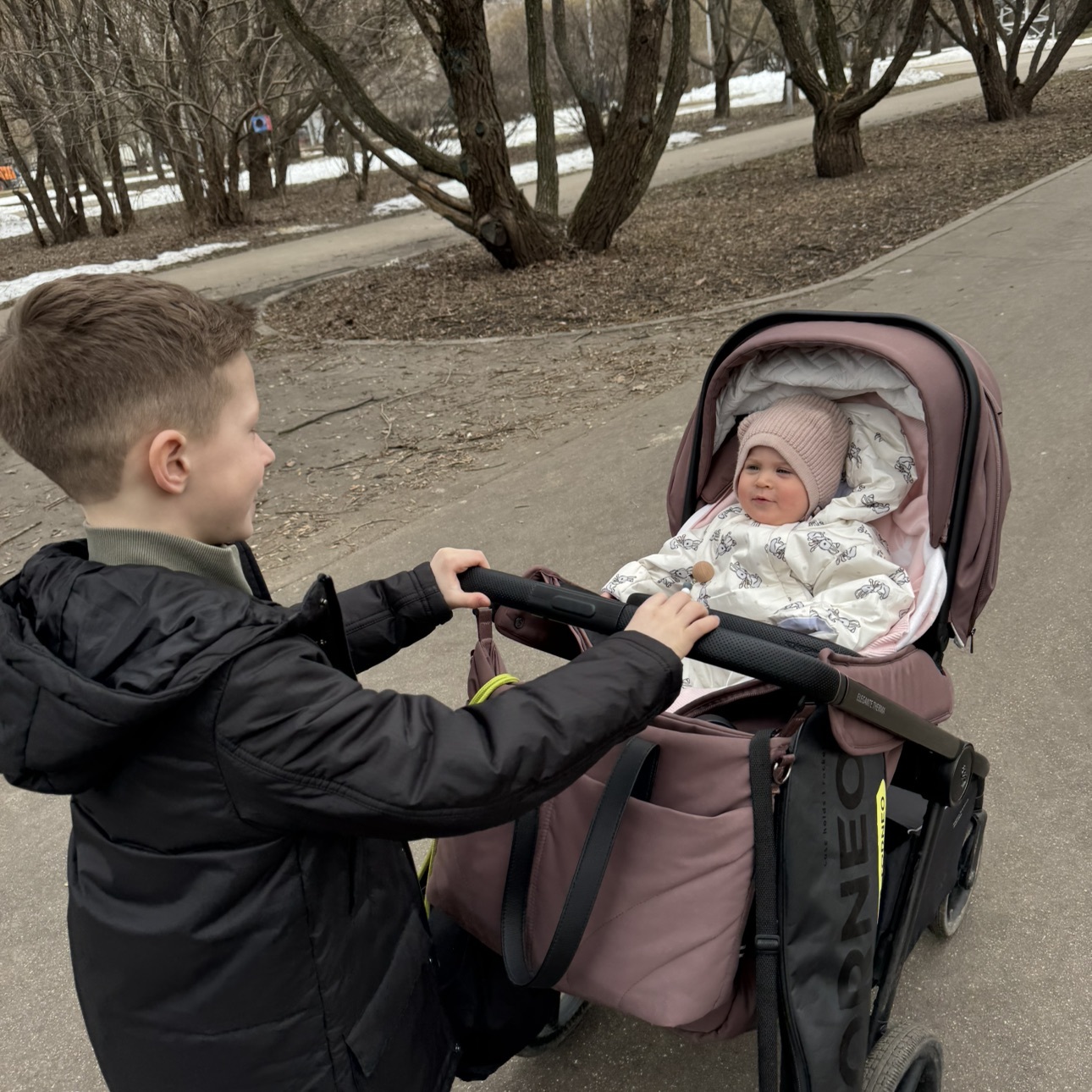 Няня в городе Москва - Няня для малышки Ясны 7 месяцев