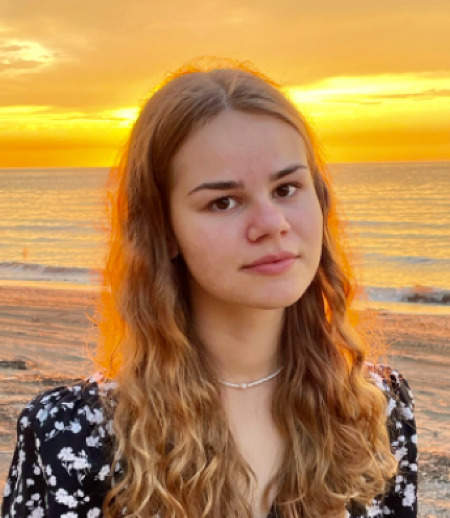 Репетитор в городе Москва - Лилия Х.